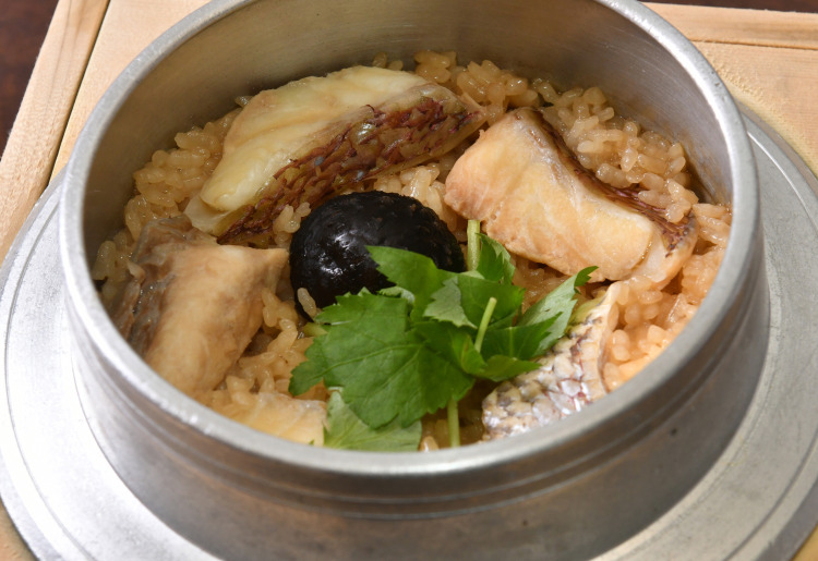 鯛釜めし